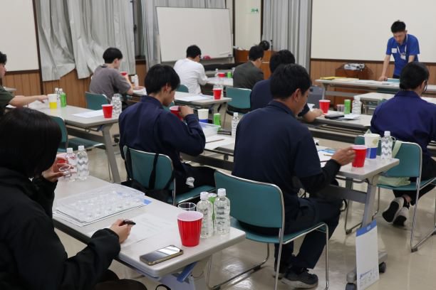 清酒官能評価実習風景１ー２（鳥取県産業技術センター） .JPG